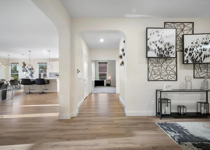 Modern Getaway With Private Hot Tub * Round Rock